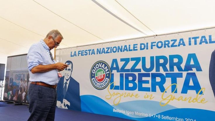 Forza Italia, è lite senza fine. Gasparri difende Schifani e attacca Mulè: “Se hai qualcosa da dire, parla nelle sedi opportune”