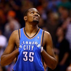 Basket, Nba: Durant meglio di Michael Jordan, San Antonio non si ferma
