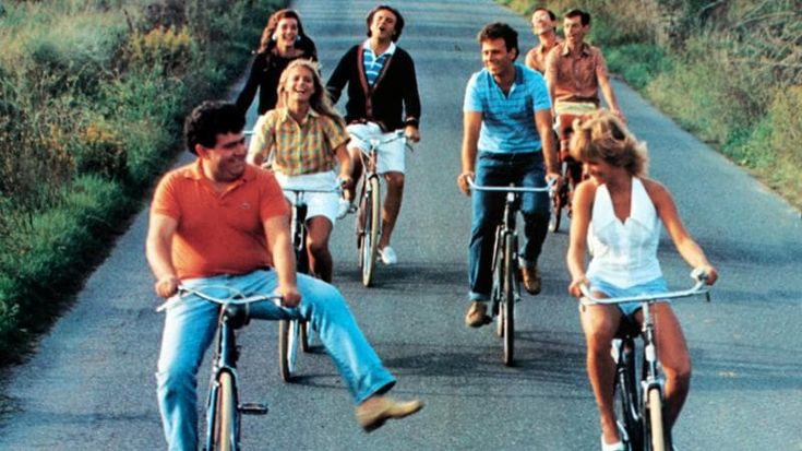 ‘Sapore di mare’ diventa un musical: il cult dei Vanzina dalla spiaggia al palco