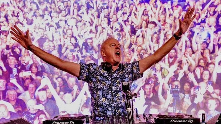Cosa fare a Milano oggi 23 maggio: le “Stremate” in scena al Martinitt e Fatboy Slim al Magnolia