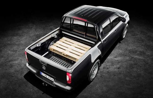 Mercedes-Benz Classe X, fuoco alle polveri