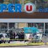 Francia, uomo prende ostaggi in un supermercato a Trèbes: le foto