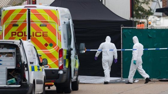 Regno Unito, la strage del tir dell'orrore: in Vietnam arrestati due sospetti