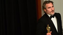 Oscar 2020, River Phoenix: "Corri in soccorso degli altri con amore e la pace seguirà"