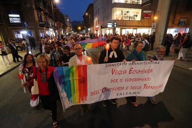 Palermo contro l’omofobia, sfilano anche le comunità religiose