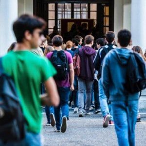  Diplomati in 4 anni, esperimento al via per sei licei di Roma