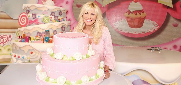 Antonella Clerici nel regno della dolcezza. "Fedele alla mia tv, orgogliosamente pop"