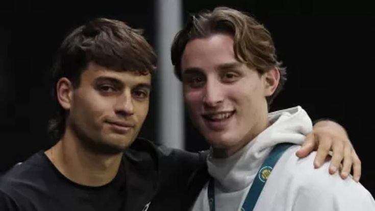 Cobolli in semifinale al Roland Garros, l’amico Bove: “Quando dà battaglia non perde mai”