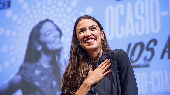 La "deputata Millennial" Alexandra Ocasio-Cortez: "Non ho soldi per pagare l'affitto"