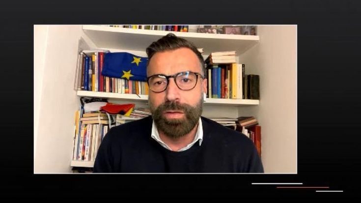 "Contante scuse". Perché il governo fa marcia indetro. Ospiti: Pregliasco, De Romanis, Rampelli e Zan
