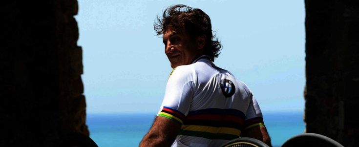 Grazie Alex: da Zanardi nuovo messaggio di speranza agli italiani