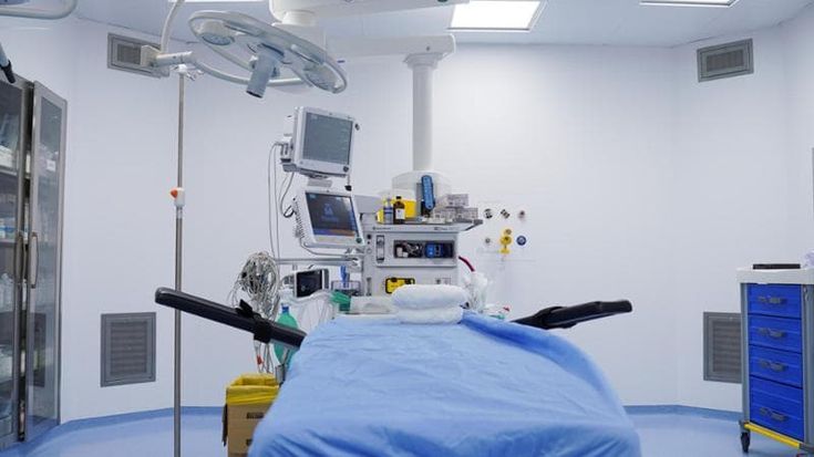 Centomila visite a pagamento in più invece di smaltire le liste d’attesa: la mossa dei privati che non aiuta la sanità lombarda