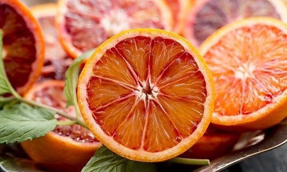 Export: le arance rosse di Sicilia arrivano in Cina