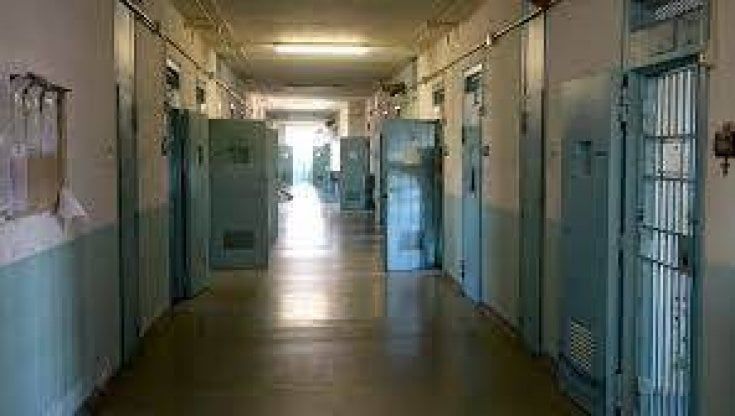 Nuovo suicidio al carcere di Torino: giovane si toglie la vita, aveva preso delle cuffie