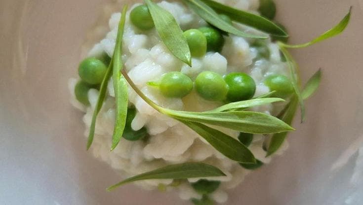 La ricetta perfetta dei risi e bisi