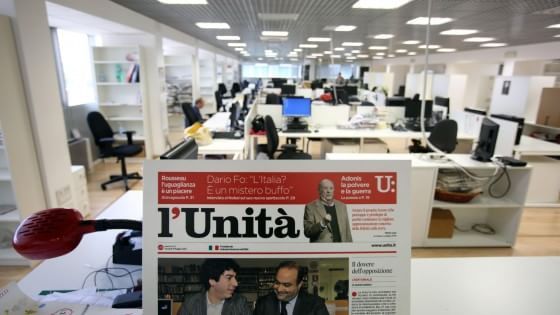 L'Unità in fuga dai debiti: pagano solo i giornalisti. Il Pd e Soru si tirano fuori