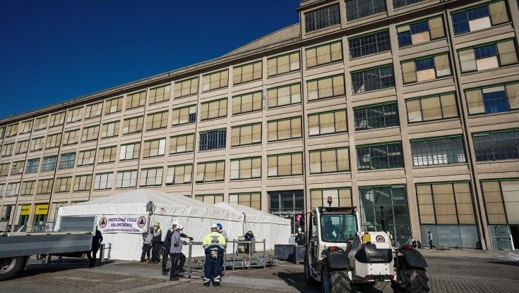 Torino, parte il grande hub dei vaccini al Lingotto: farà mille iniezioni al giorno
