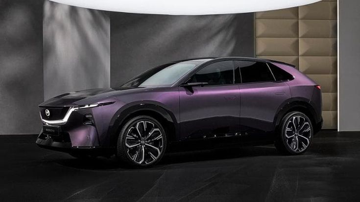 Fenomeno CX-6e, Mazda svela il suo primo Suv 100% elettrico. Tutte le caratteristiche e i prezzi