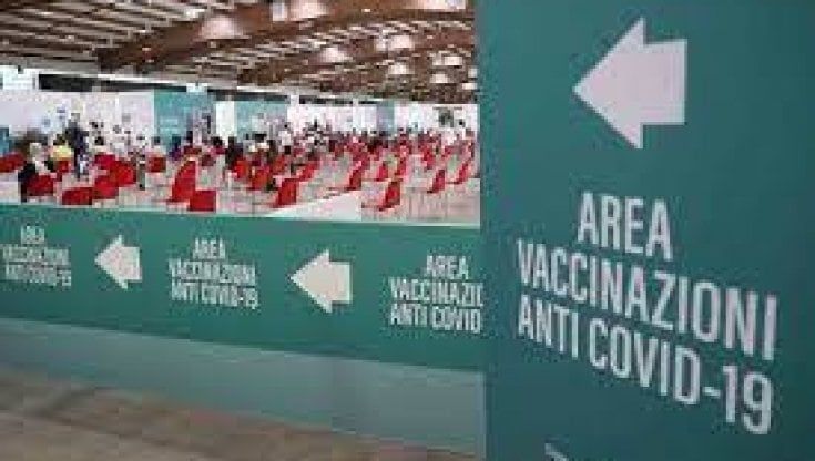 Covid e immunità, ecco perché senza altri vaccini non la raggiungeremo mai