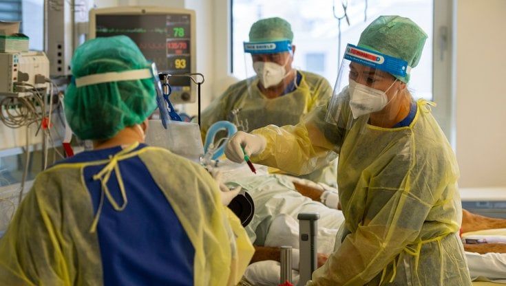 Coronavirus, primo caso della variante brasiliana a Varese