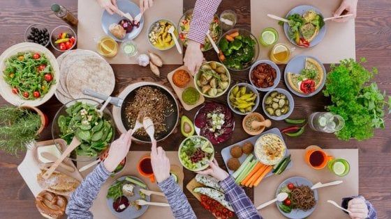 Alla pausa pranzo non si rinuncia: una certezza per l’80% degli italiani