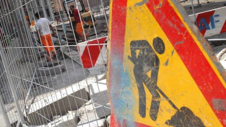 Lavori in via Porta Rossa da lunedì 28 febbraio 