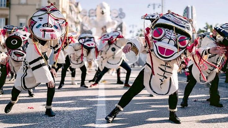 Aperitivi, dj-set, giochi: La musica tra festa e scoperta di cose rare
