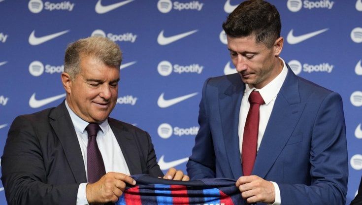 Barcellona, no della Liga alla registrazione dei nuovi acquisti