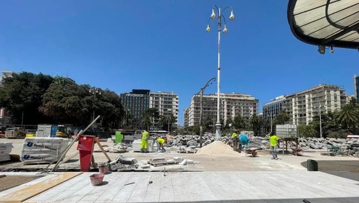 Bari, ecco l’altra metà di piazza Moro: a giorni sarà aperta la parte davanti alla stazione