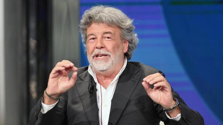 Assenteismo all’Istituto tumori, si indaga sul chirurgo dei vip Roy de Vita
