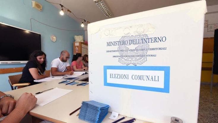 Cateno De Luca conquista Barcellona Pozzo di Gotto ma perde a Giardini Naxos
