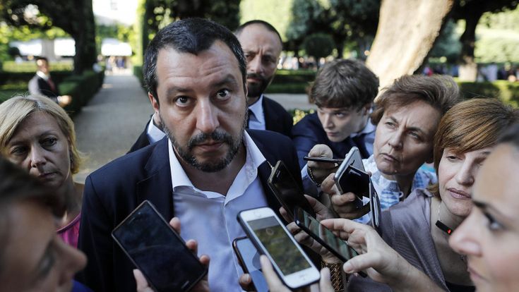 Fondi Lega, Salvini: “Parlerò con Mattarella”. Il Colle lo gela