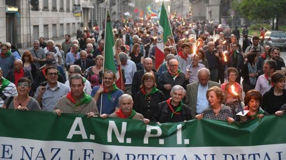 Il governo fa pace con i partigiani: "Nessuna esclusione dalle celebrazioni del 25 aprile"