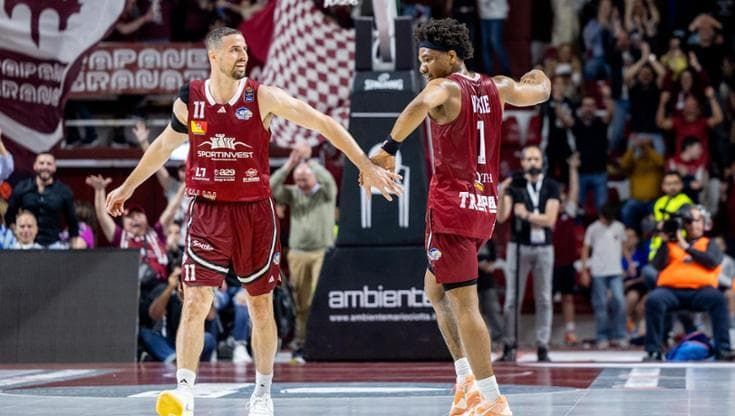 Trapani Shark-Virtus Bologna 101-96, i granata chiudono al secondo posto