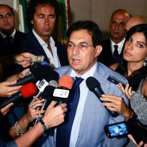 Sicilia: Festa dell'Autonomia, medaglia d'oro a forze dell'ordine e cronisti 