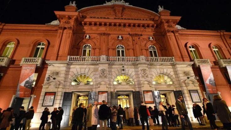 Petruzzelli, sos del Comune sulla proprietà.Leccese: “Lo Stato esercitiil diritto di ritenzione”