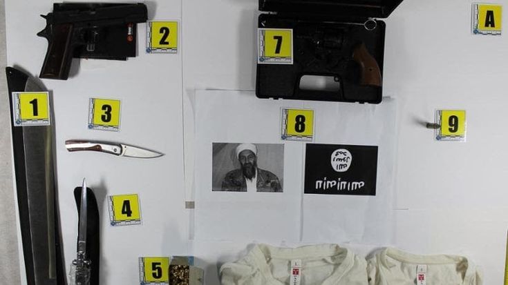 Salerno, custodiva armi e manuali con scopi terroristici. Arrestato ragazzo di 21 anni
