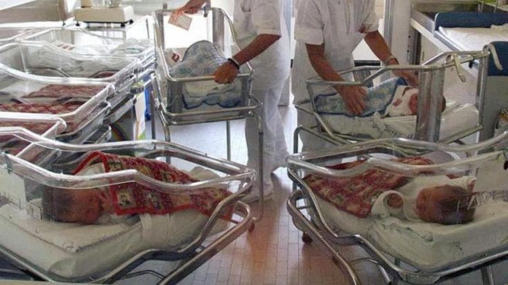 Taranto, turni massacranti: si dimette un altro neonatologo. Per i piccoli restano solo i gettonisti