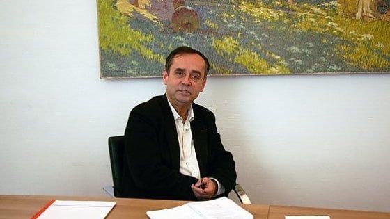 Francia, condannato per incitamento all'odio il fondatore di Rsf, oggi sindaco di ultradestra