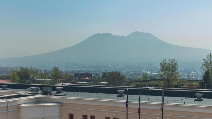 Missione di Rubio a Roma. Occhi sul comando Nato di Napoli