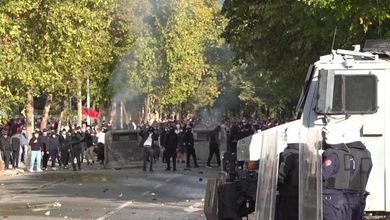Albania, cortei a Tirana: scontri tra manifestanti e polizia