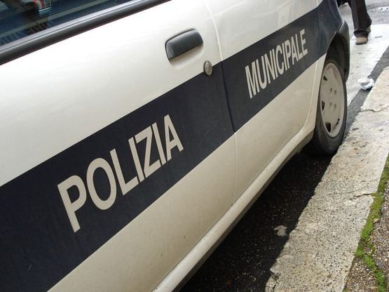 I vigili urbani incrociano le braccia:<br />"Tanti annunci, nessun confronto"