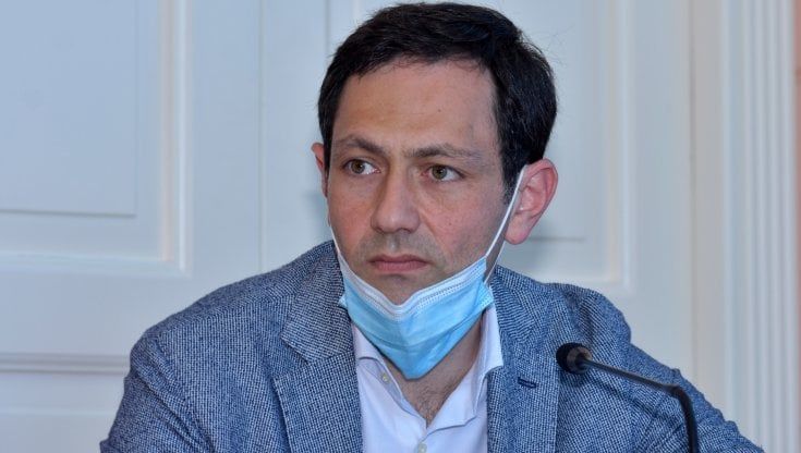 Anche Razza ammette: "Temo un aumento dei contagi. I posti letto in più? Li prevede la legge"