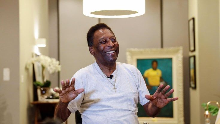 Pelè rassicura tutti: "Mi sto riprendendo bene"