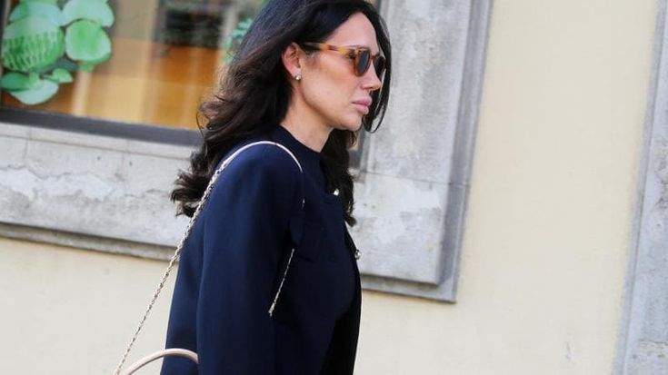 Caso Nicole Minetti, alla procura generale “prime risposte parziali” su adozione e vita privata