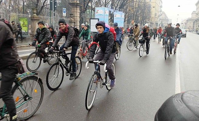 Bologna, regina della bicicletta<br /> meeting nazionale "Bici senza frontiere"
