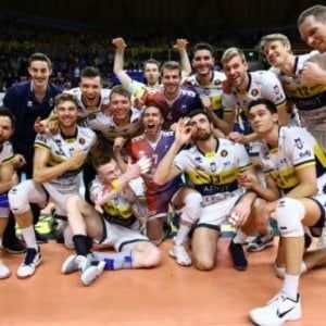 Volley, playoff scudetto: Modena passa a Milano e vola in semifinale
