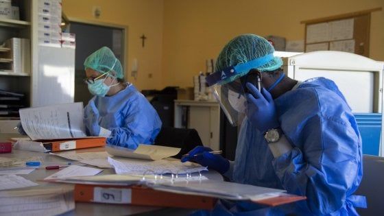 Coronavirus, in Lombardia cresce il numero dei positivi. Gallera: "Ma abbiamo aumentato i tamponi"