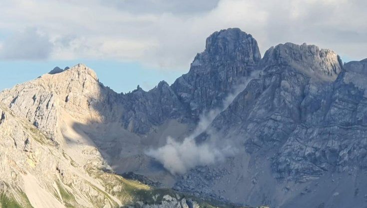 Marmolada, grossa frana a Punta Uomo: nessun escursionista coinvolto