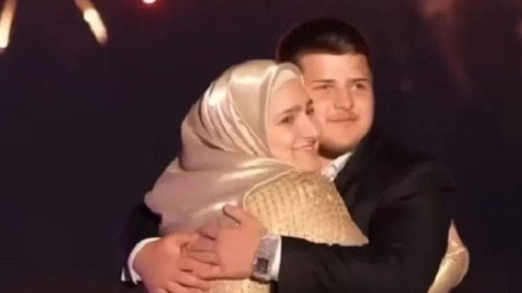 Cecenia, orologi e auto di lusso e spari in aria: le nozze del figlio 17enne di Kadyrov